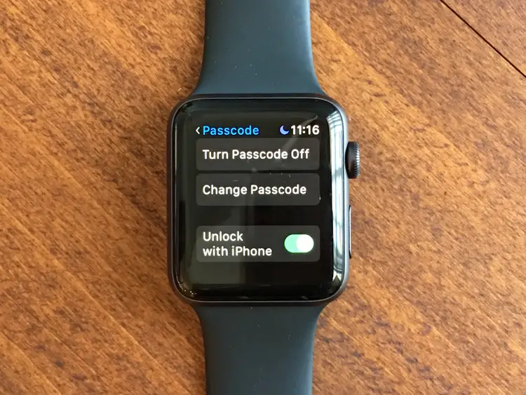 how to unlock iphone using apple watch