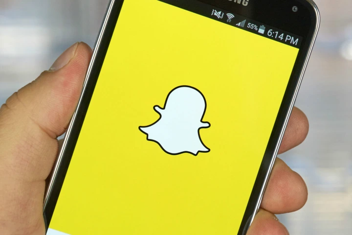 How to change Snapchat username and display name