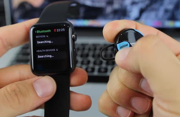 How to connect Bluetooth headphones to Apple Watch